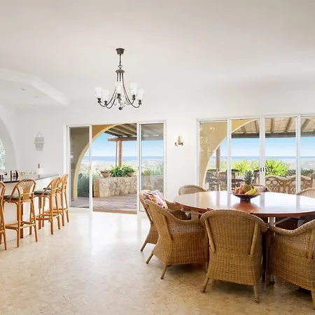Вилла Private Villa With Panoramic Sea Views From Faro To Albufeira, Private Pool, Sleeps 10 *
